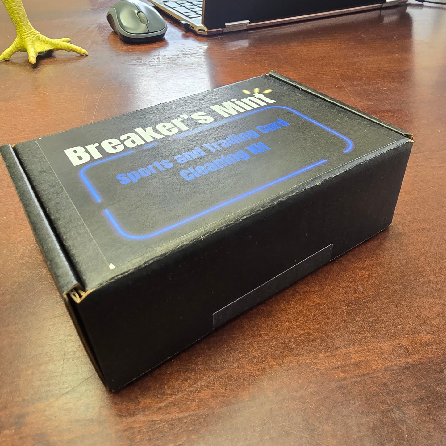 Breakers Mint - Sports and Trading Card Cleaning and Grading Kit